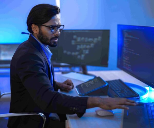 stressed-it-professional-reacts-with-shock-to-a-cr-2026-03-16-00-40-22-utc (1)-compressed